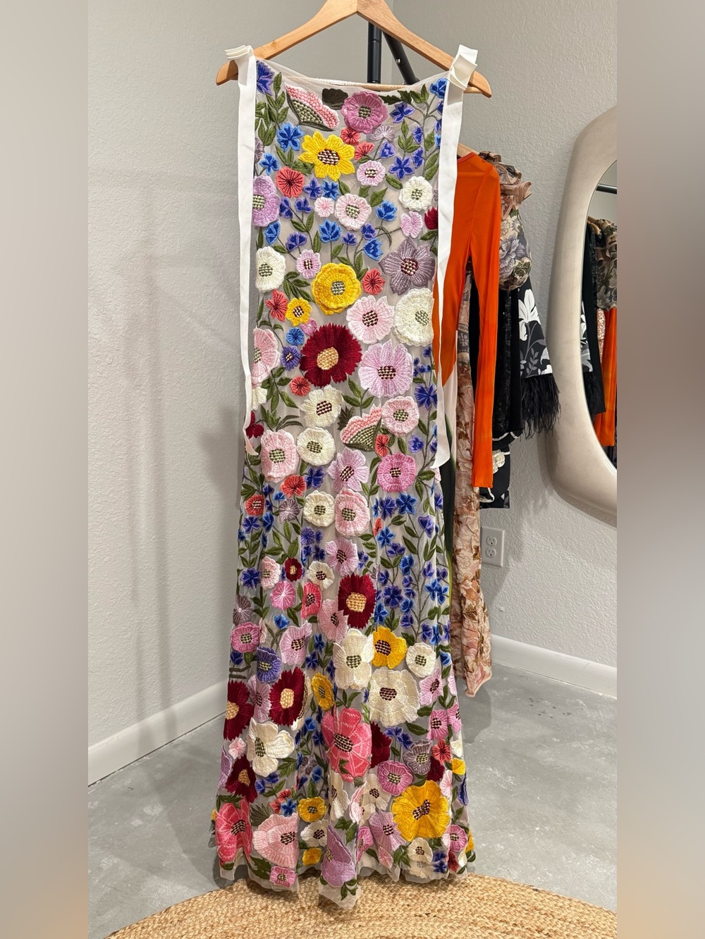 NWT Rachel Gilbert Nya Gown Hand Embroidered Dress Size US6 - Picture 9 of 17